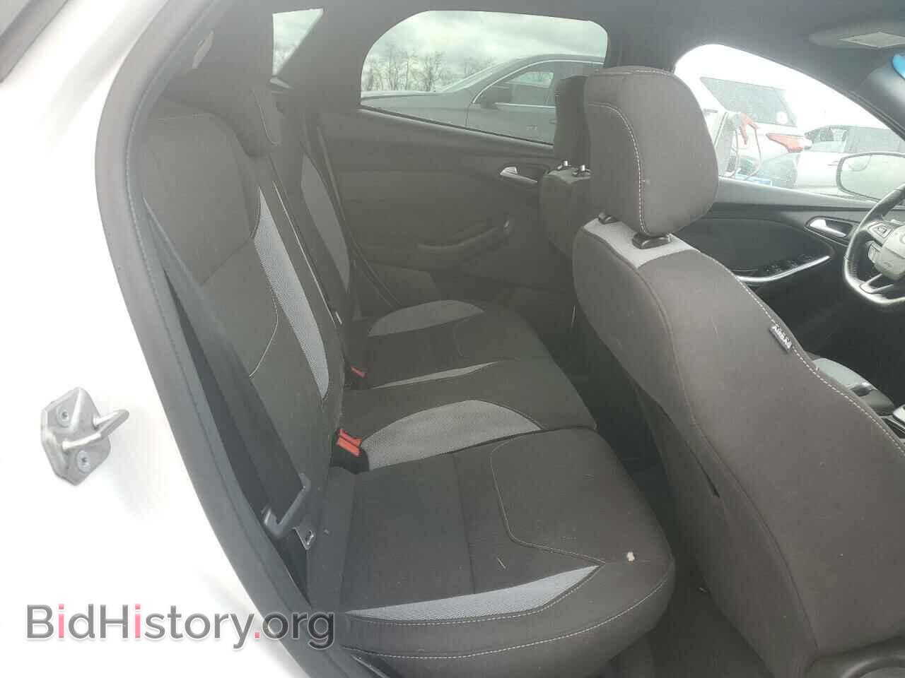 2016 FORD FOCUS - VIN: 1FADP3L98GL396010 - Фото 10