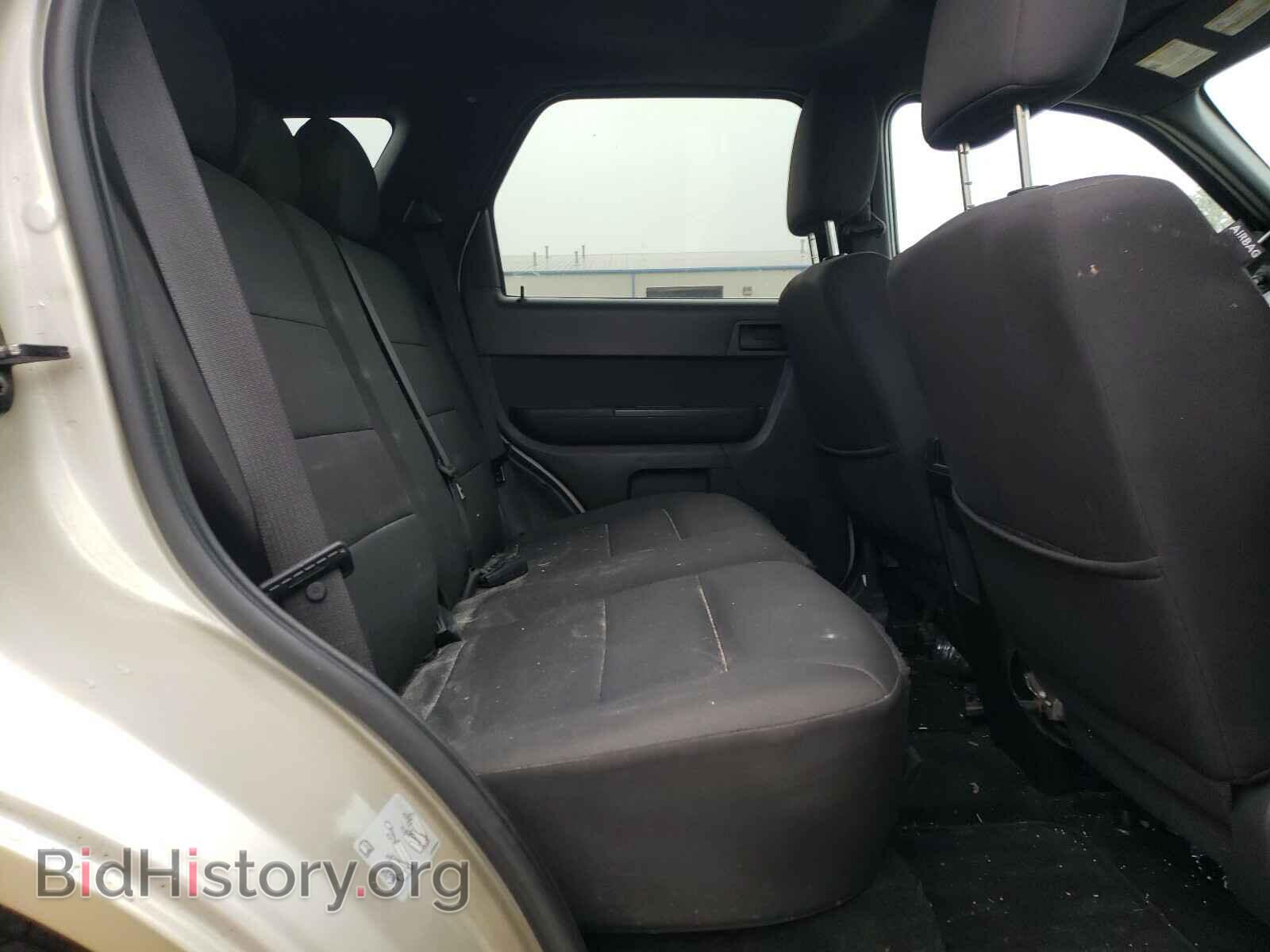 2011 FORD ESCAPE - VIN: 1FMCU9DG7BKB06171 - Photo 6