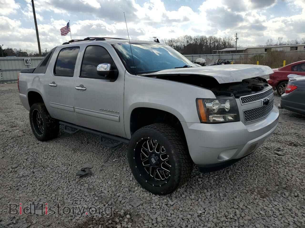 2011 CHEVROLET AVALANCHE - VIN: 3GNMCEE08BG404703 - Фото 4