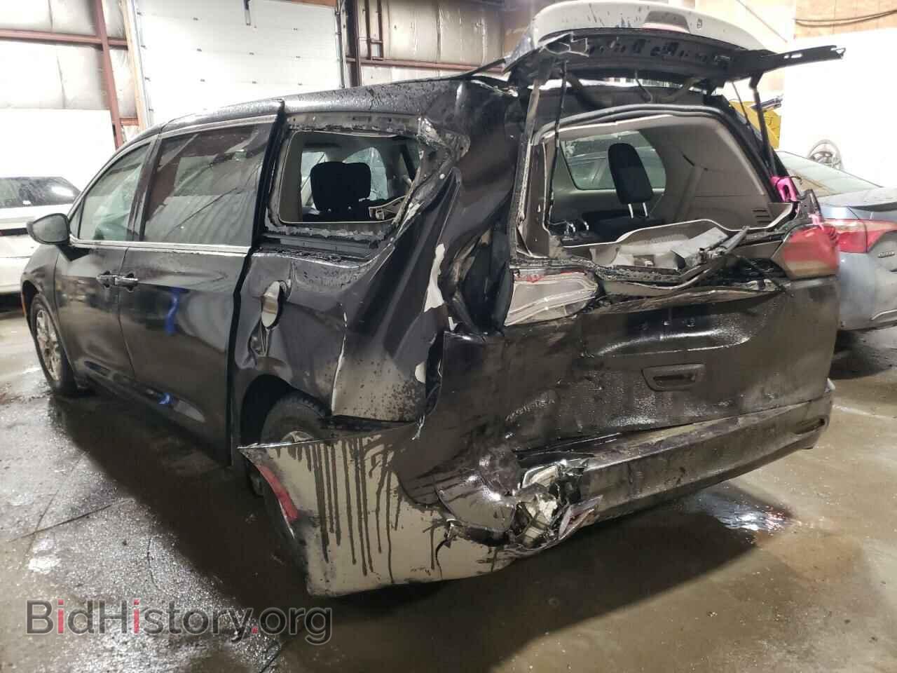 2017 CHRYSLER PACIFICA - VIN: 2C4RC1CG1HR778774 - Photo 2