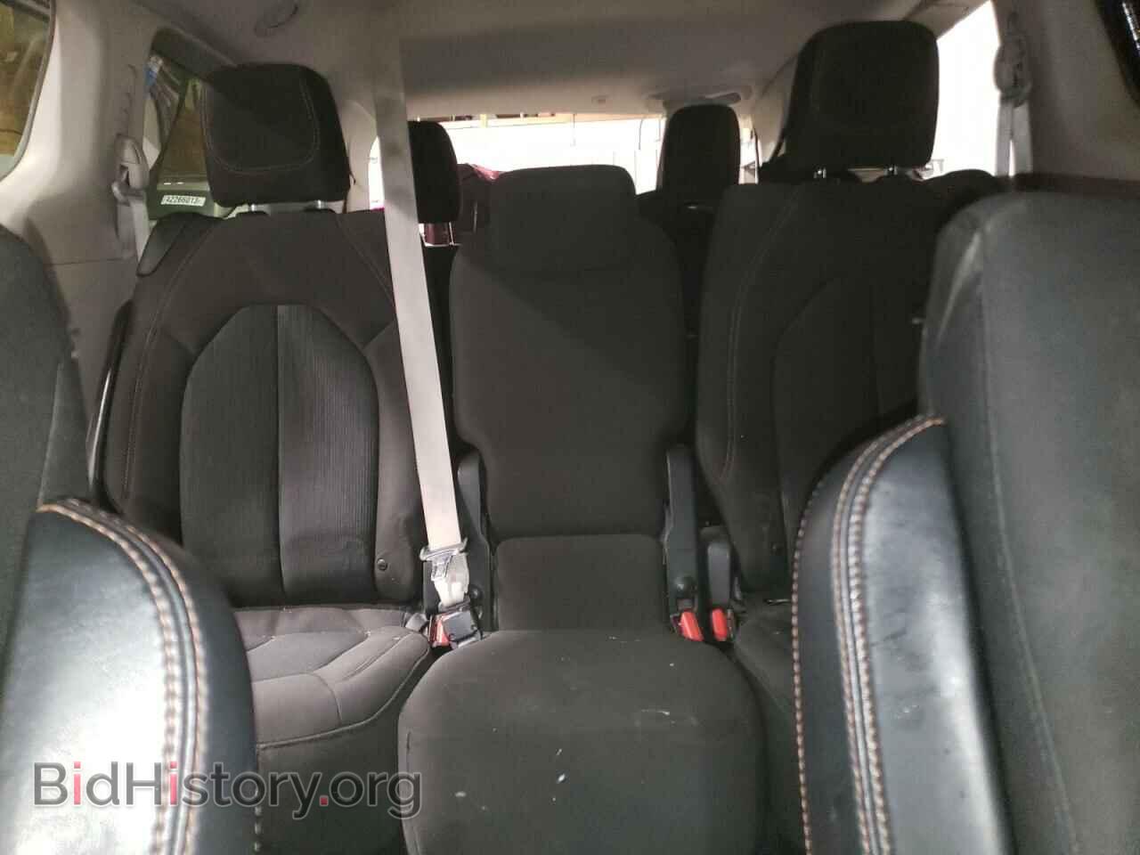 2017 CHRYSLER PACIFICA - VIN: 2C4RC1CG1HR778774 - Photo 10