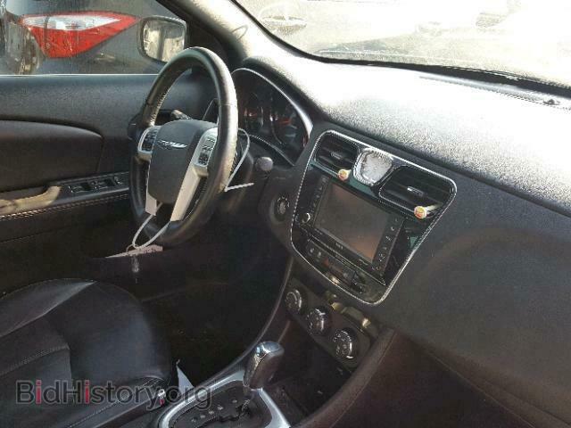 2012 CHRYSLER 200 - VIN: 1C3CCBCG9CN113188 - Фото 9