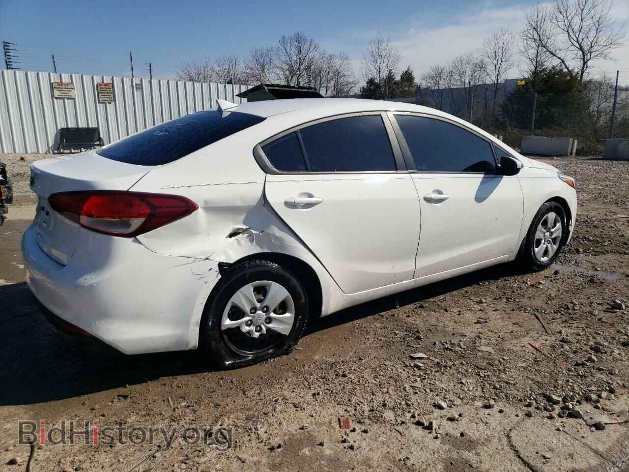 2017 KIA FORTE - VIN: 3KPFK4A73HE104833 - Фото 3