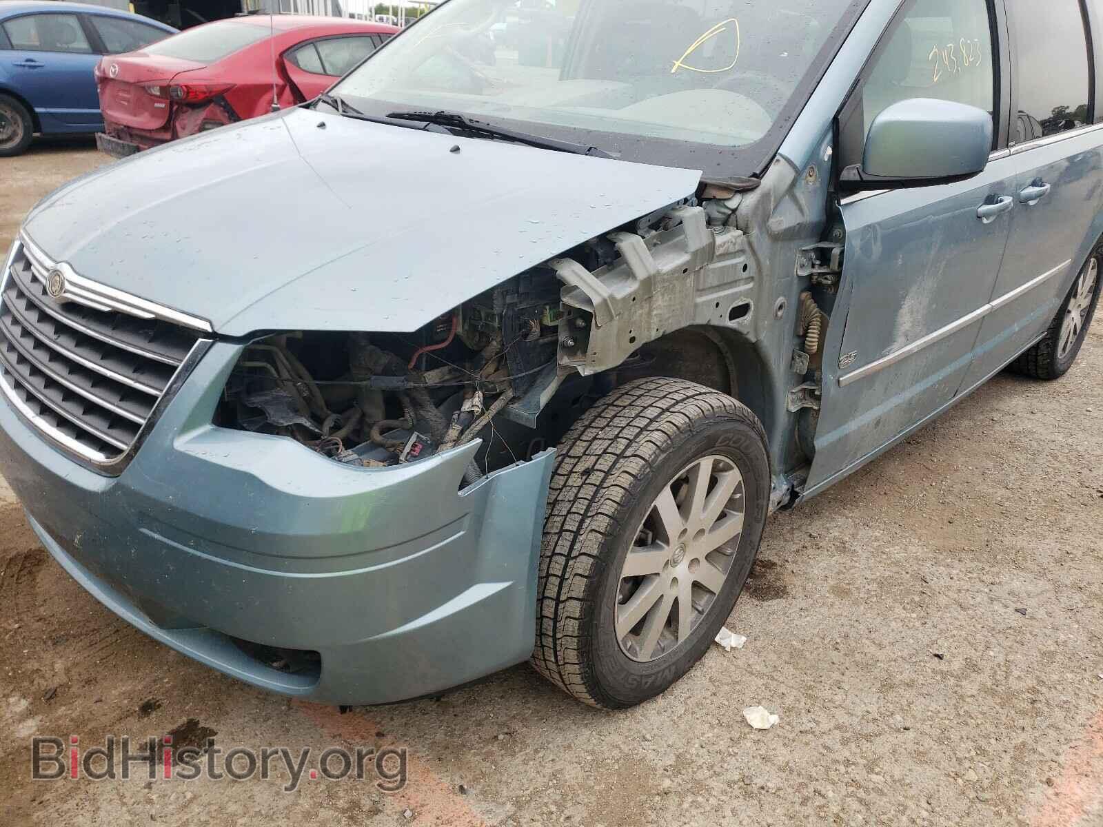 2009 CHRYSLER MINIVAN - VIN: 2A8HR54199R647002 - Фото 9
