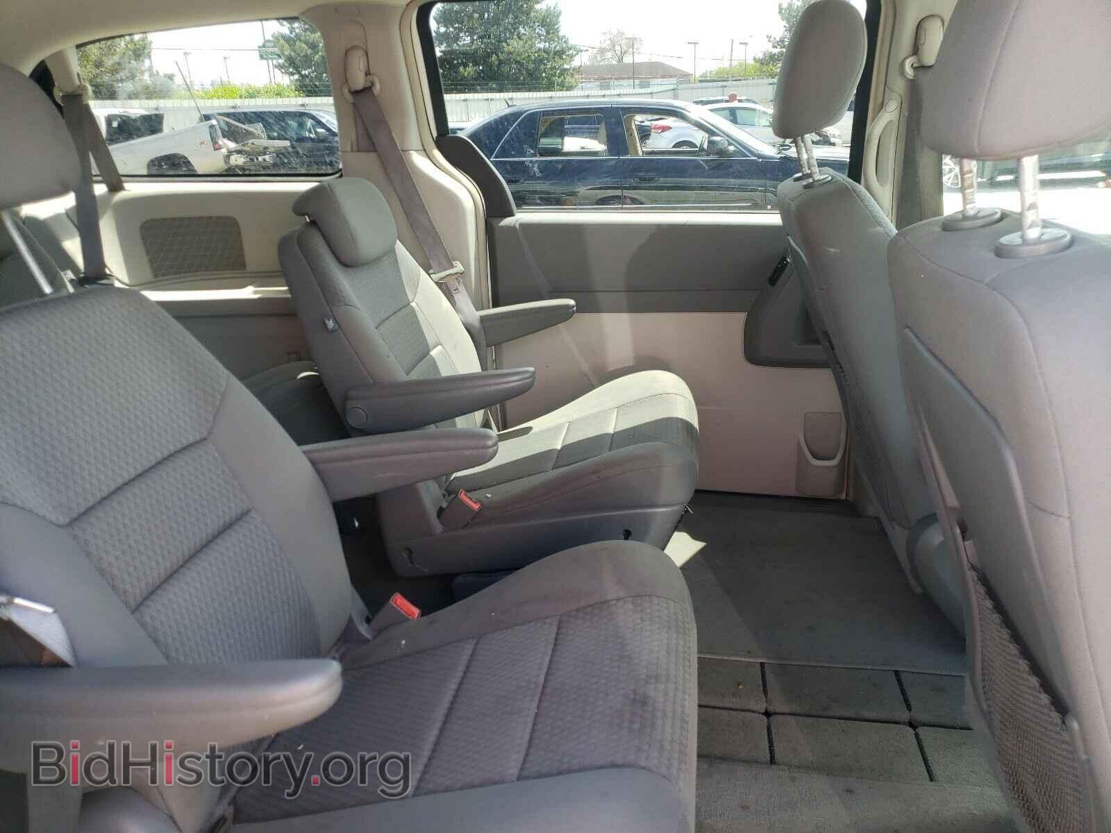 2009 CHRYSLER MINIVAN - VIN: 2A8HR44E59R563949 - Фото 6