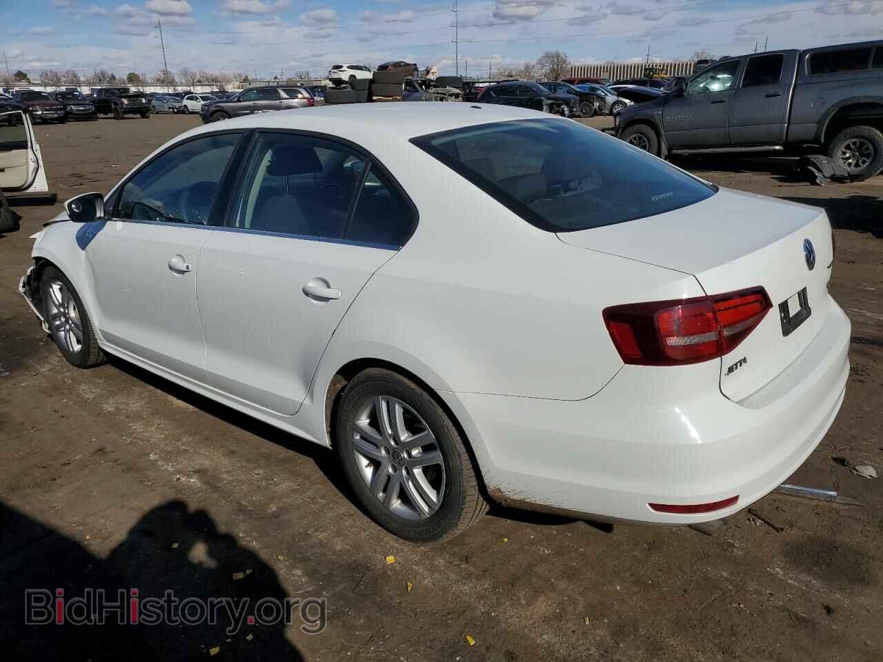 2017 VOLKSWAGEN JETTA - VIN: 3VW2B7AJ4HM210898 - Фото 2