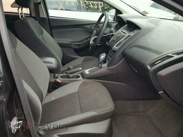2012 Ford FOCUS (VIN 1FAHP3F28CL115835) — photo 5 of 10