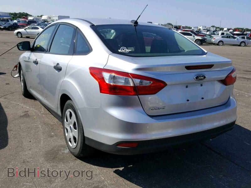 2012 Ford FOCUS (VIN 1FAHP3E22CL347672) — фото 3 из 10
