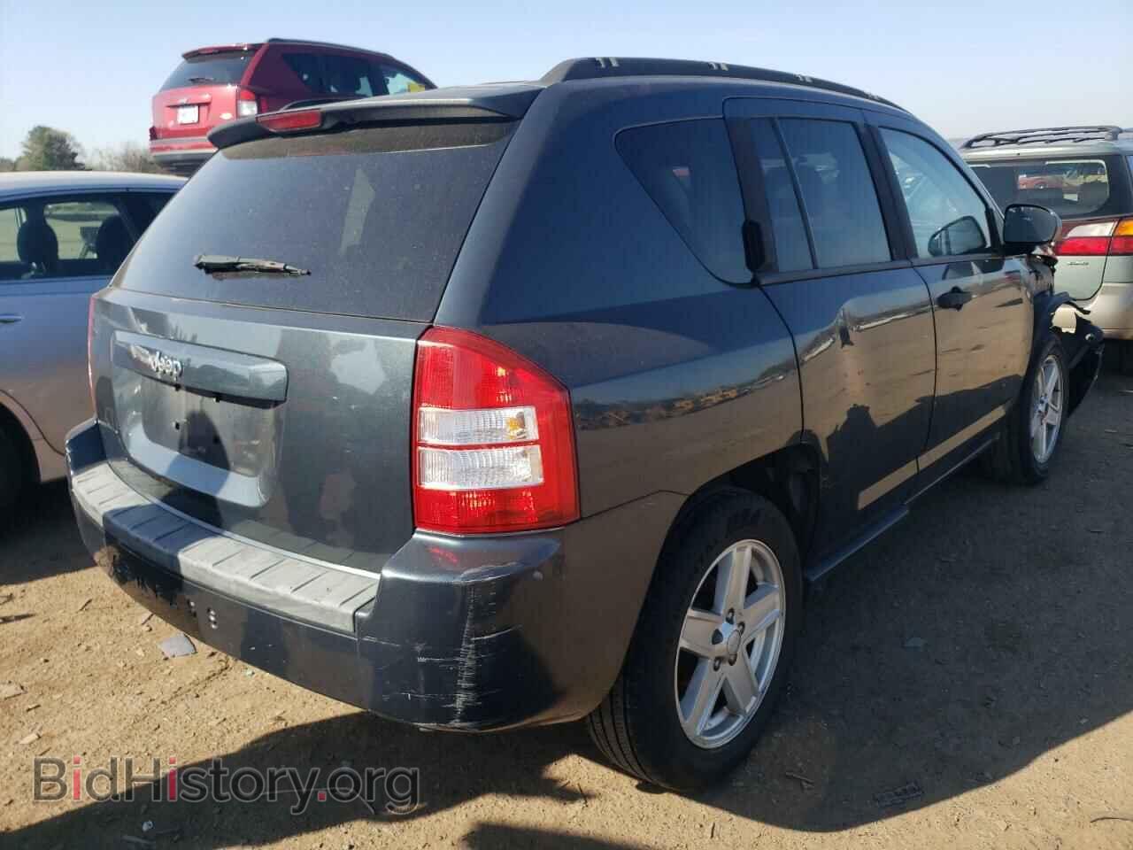 2007 JEEP COMPASS - VIN: 1J8FT47097D363617 - Photo 4