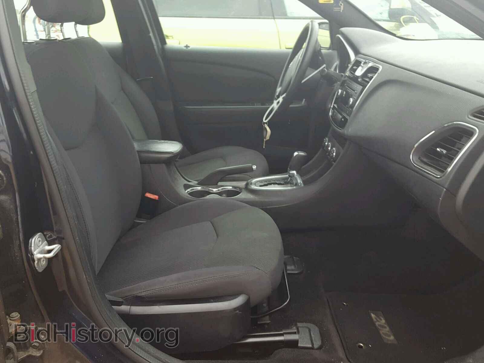 2012 CHRYSLER 200 - VIN: 1C3CCBAB2CN194557 - Фото 5