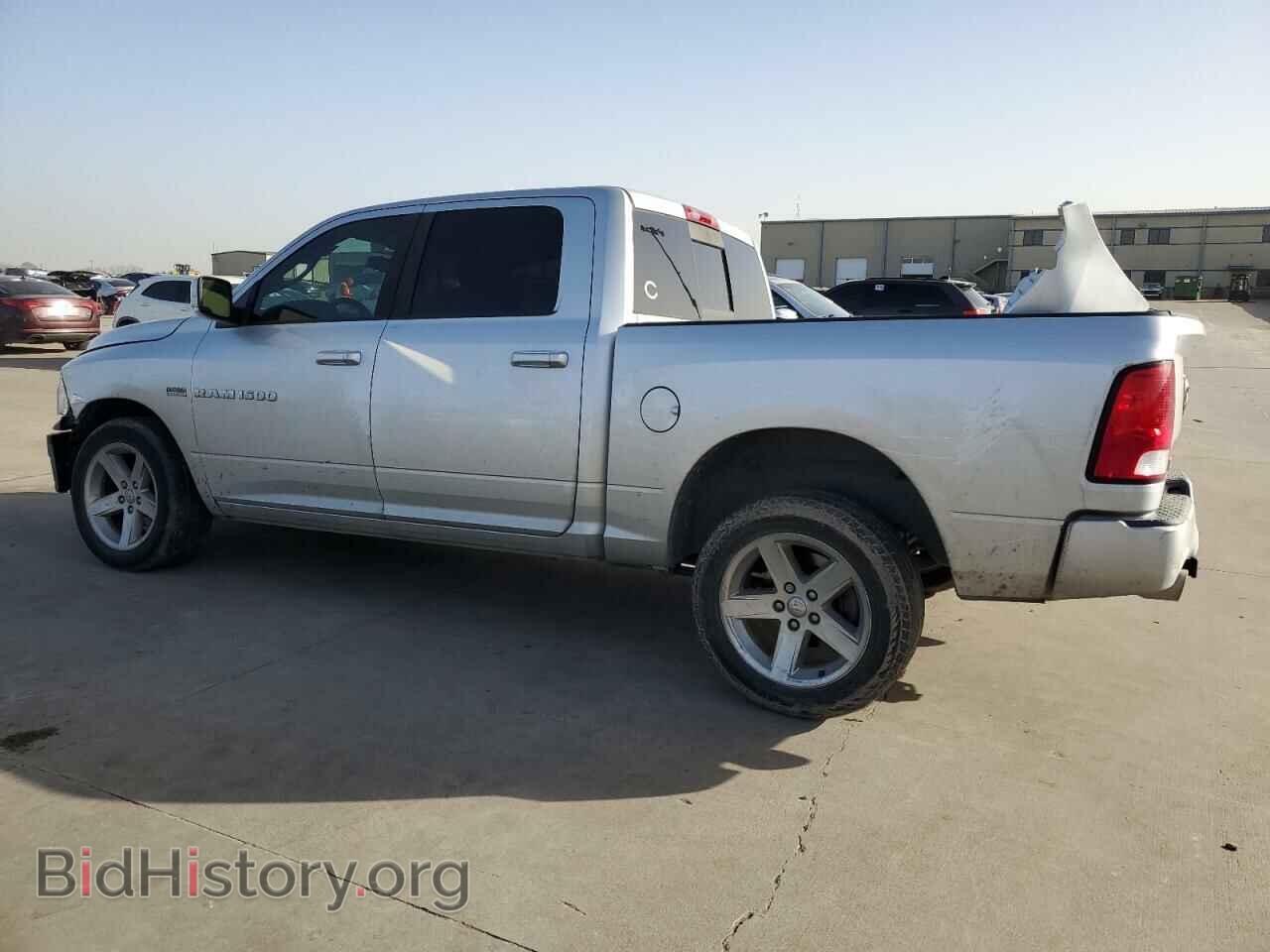 2011 DODGE RAM 1500 - VIN: 1D7RB1CT4BS583795 - Фото 2