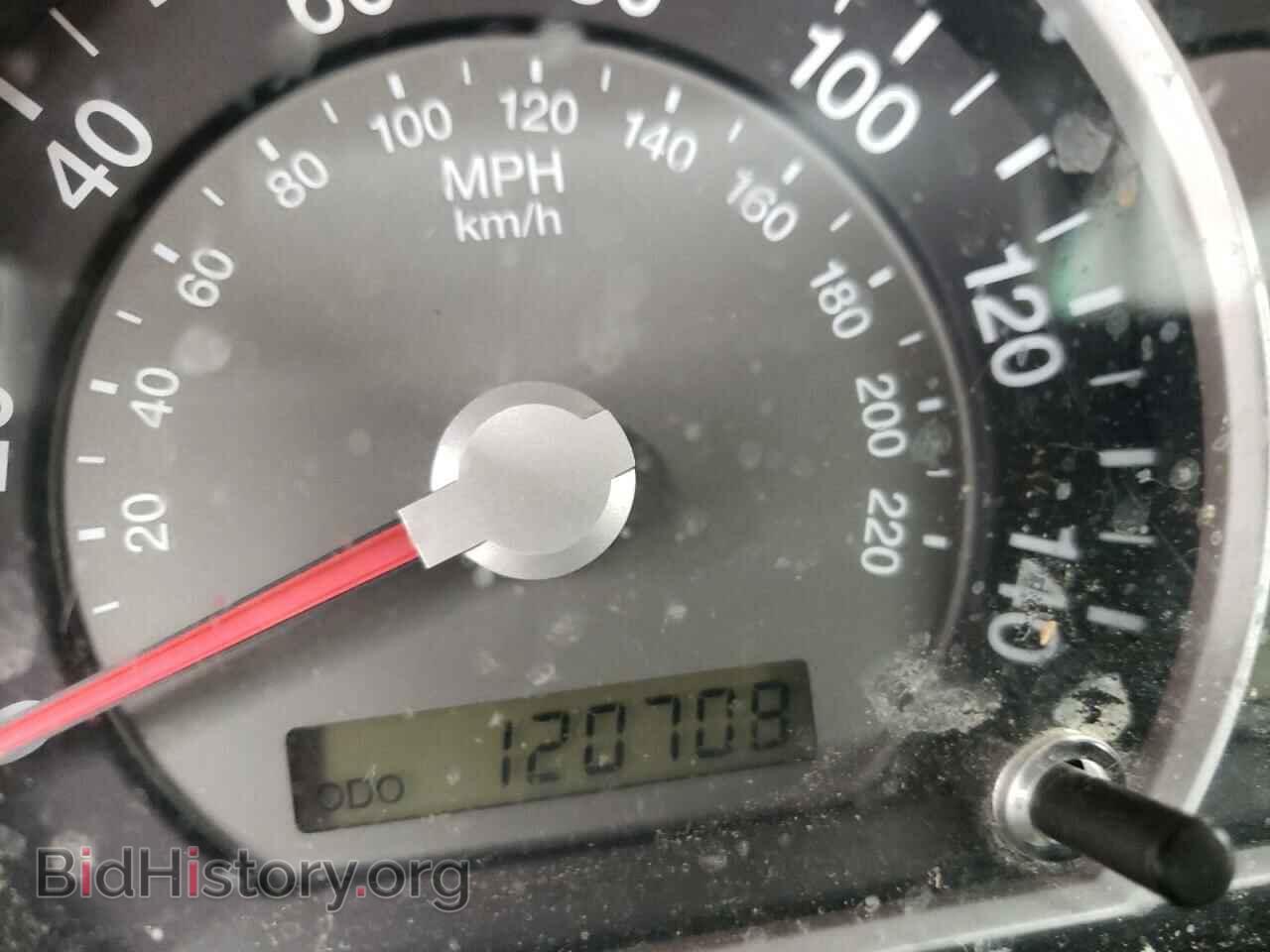 2007 KIA SORENTO - VIN: KNDJD736775683023 - Фото 8