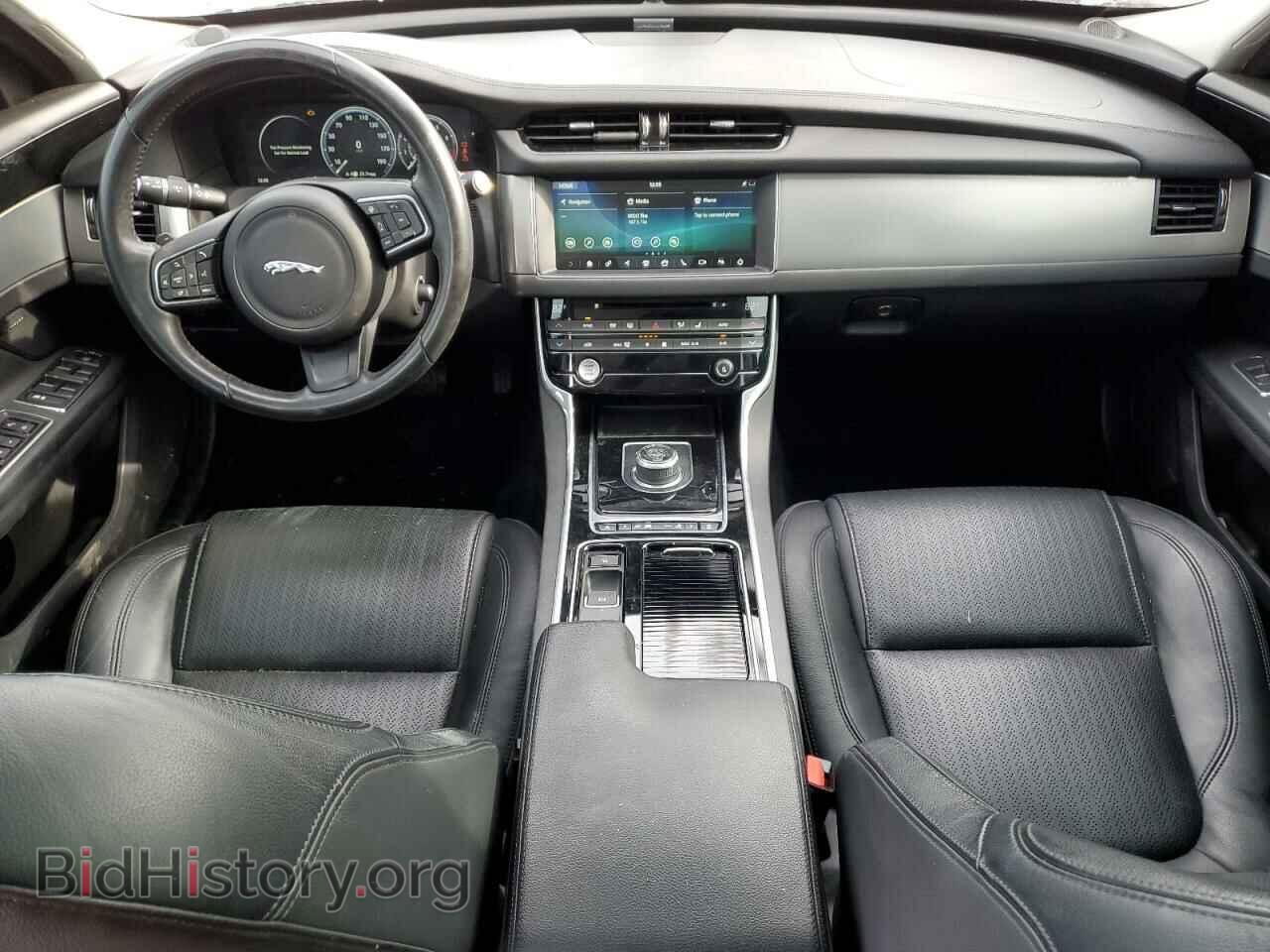 2017 JAGUAR XF - VIN: SAJBK4BVXHCY40656 - Фото 8
