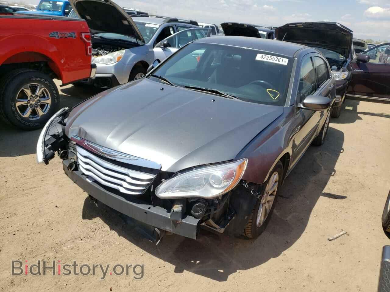 2013 CHRYSLER 200 - VIN: 1C3CCBBGXDN659761 - Фото 2