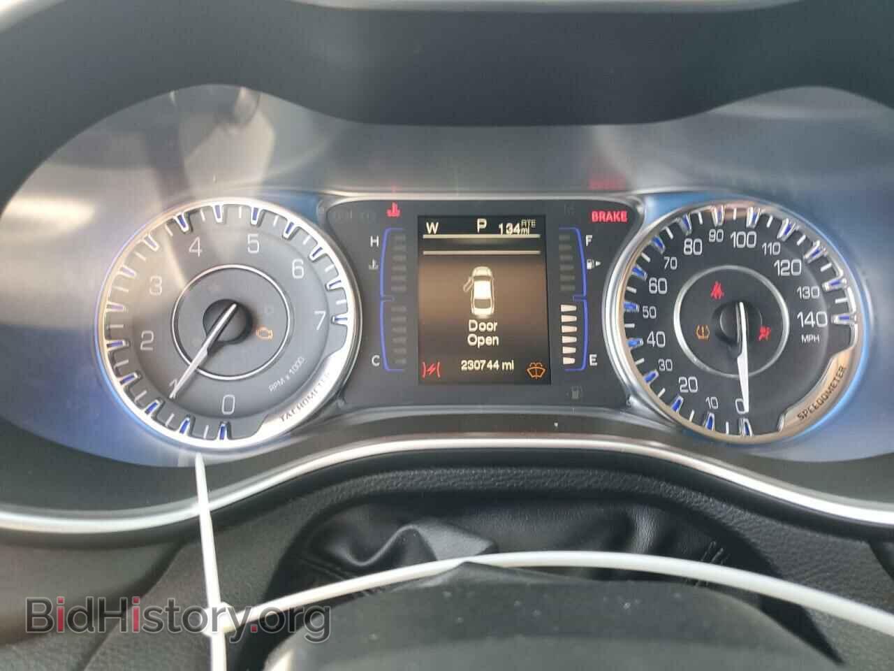 2015 CHRYSLER 200 - VIN: 1C3CCCAB6FN742196 - Фото 9