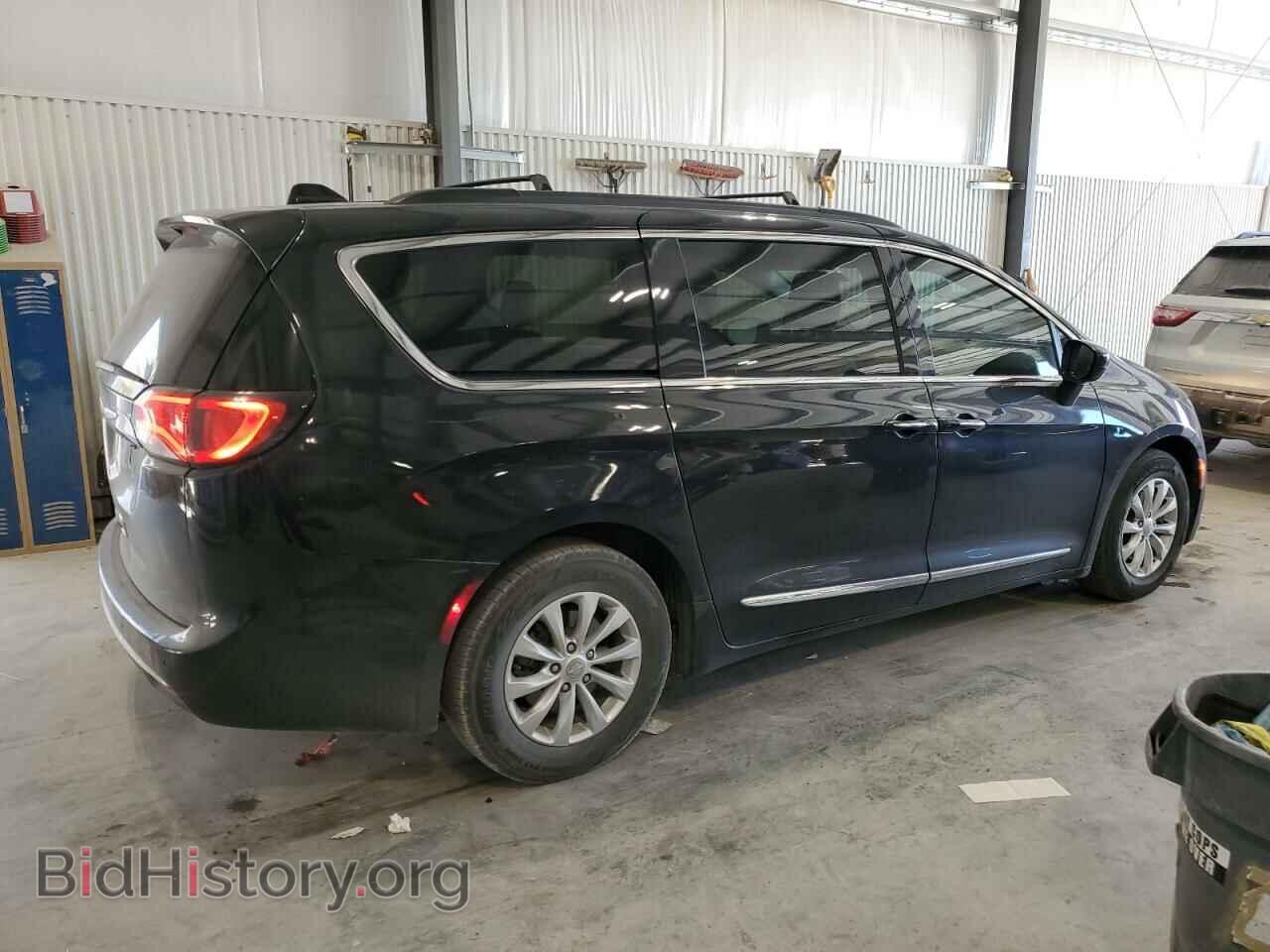 2017 CHRYSLER PACIFICA - VIN: 2C4RC1BG9HR613007 - Фото 3