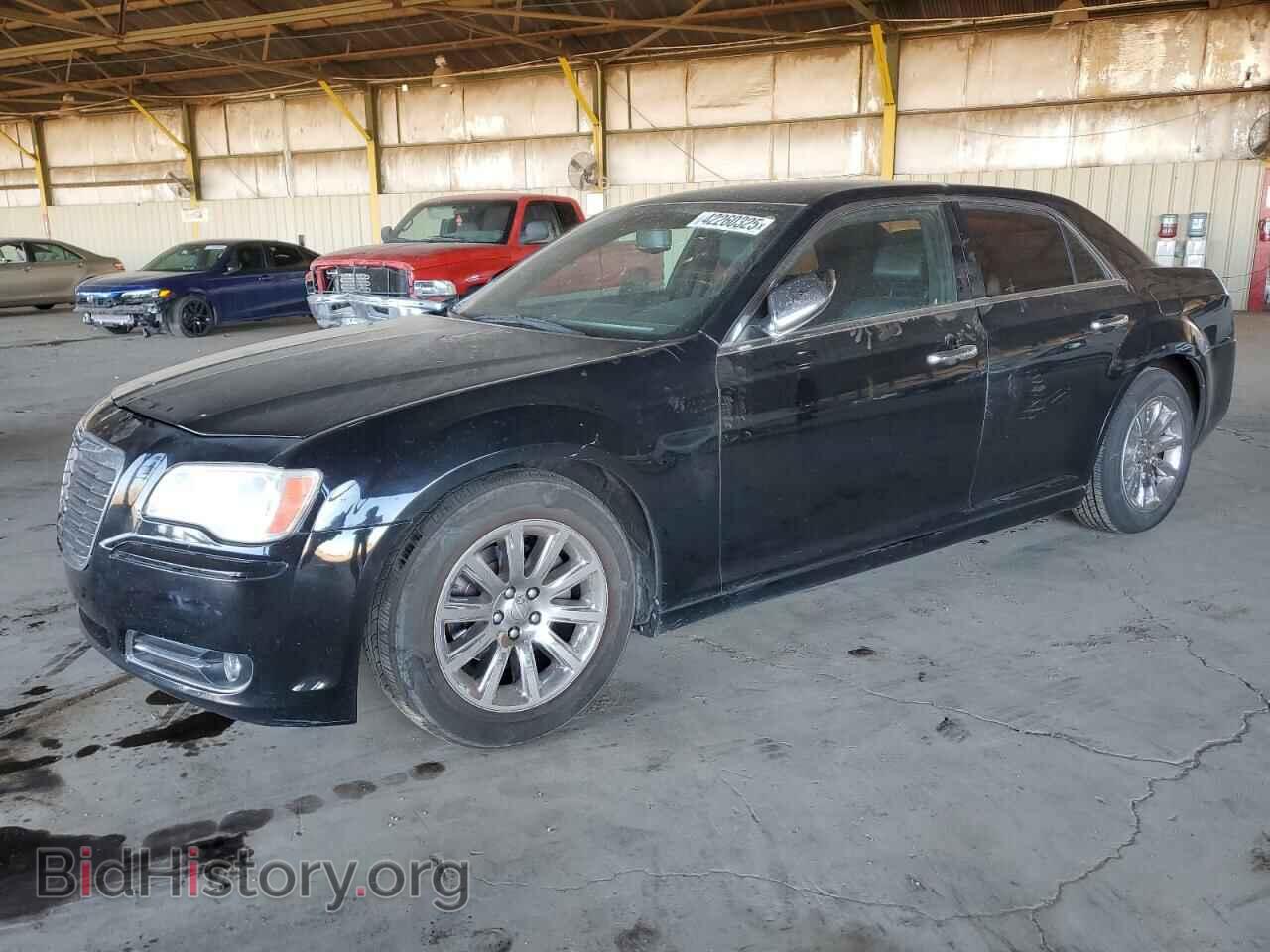 Фотография 2C3CCACG5CH250020 - CHRYSLER 300 2012