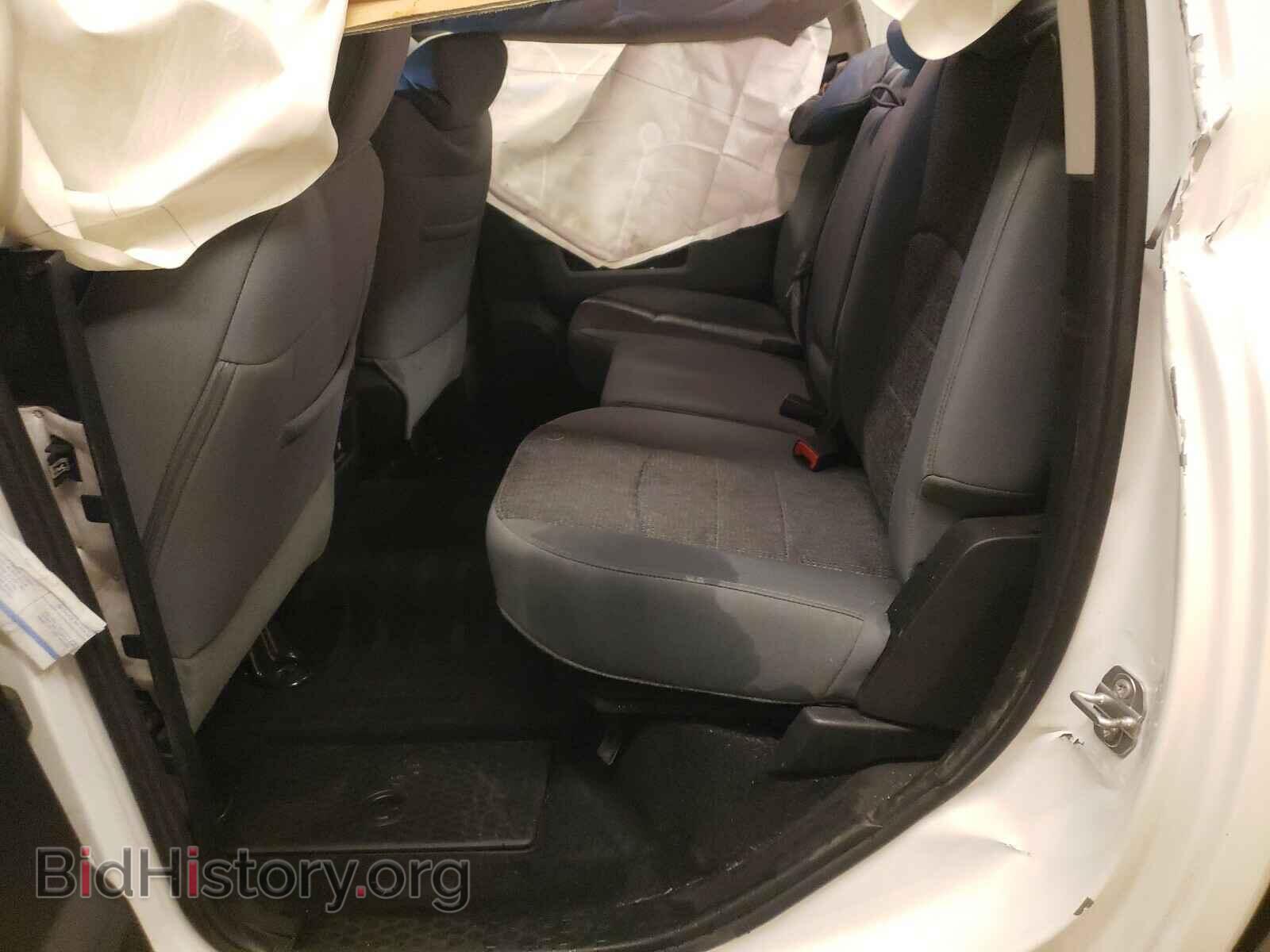 2017 RAM 1500 - VIN: 3C6RR7LT0HG511590 - Фото 6
