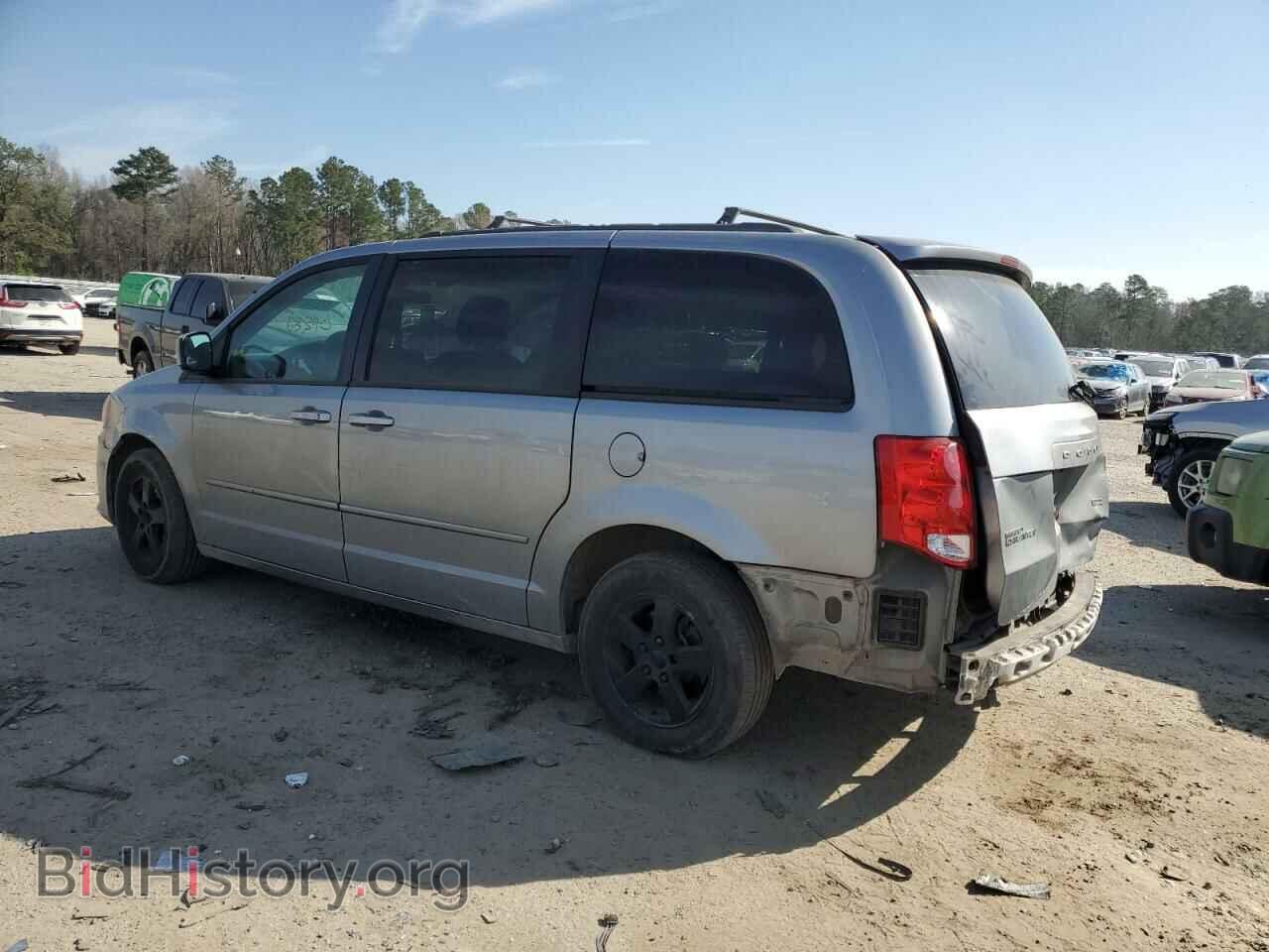2013 DODGE CARAVAN - VIN: 2C4RDGCG1DR551966 - Фото 2