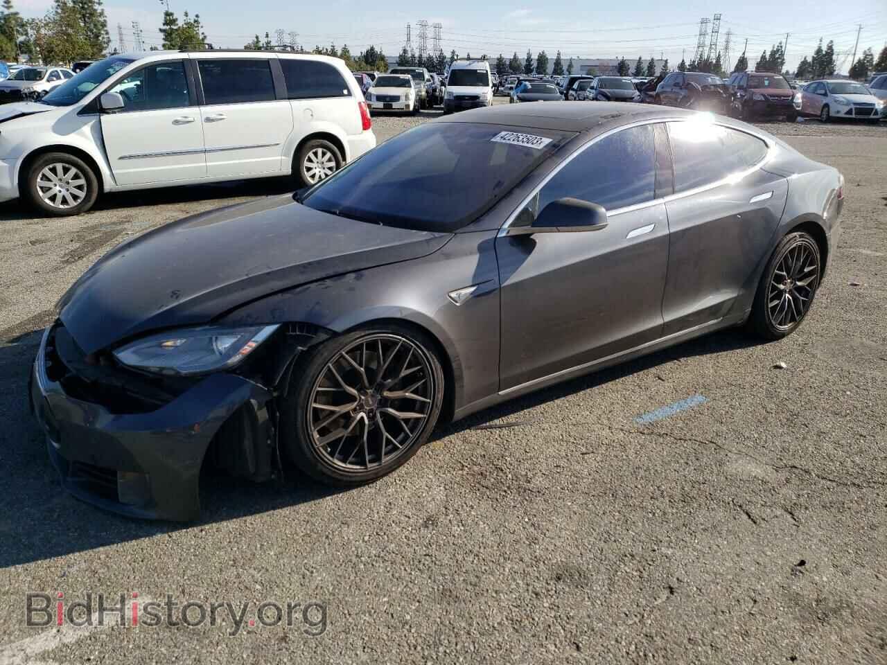 Фотография 5YJSA1S12FF084513 - TESLA MODEL S 2015