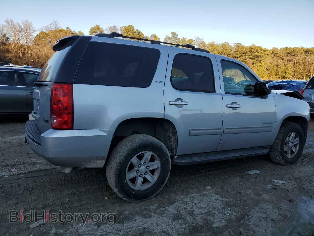 2013 GMC YUKON - VIN: 1GKS2CE08DR192447 - Photo 3