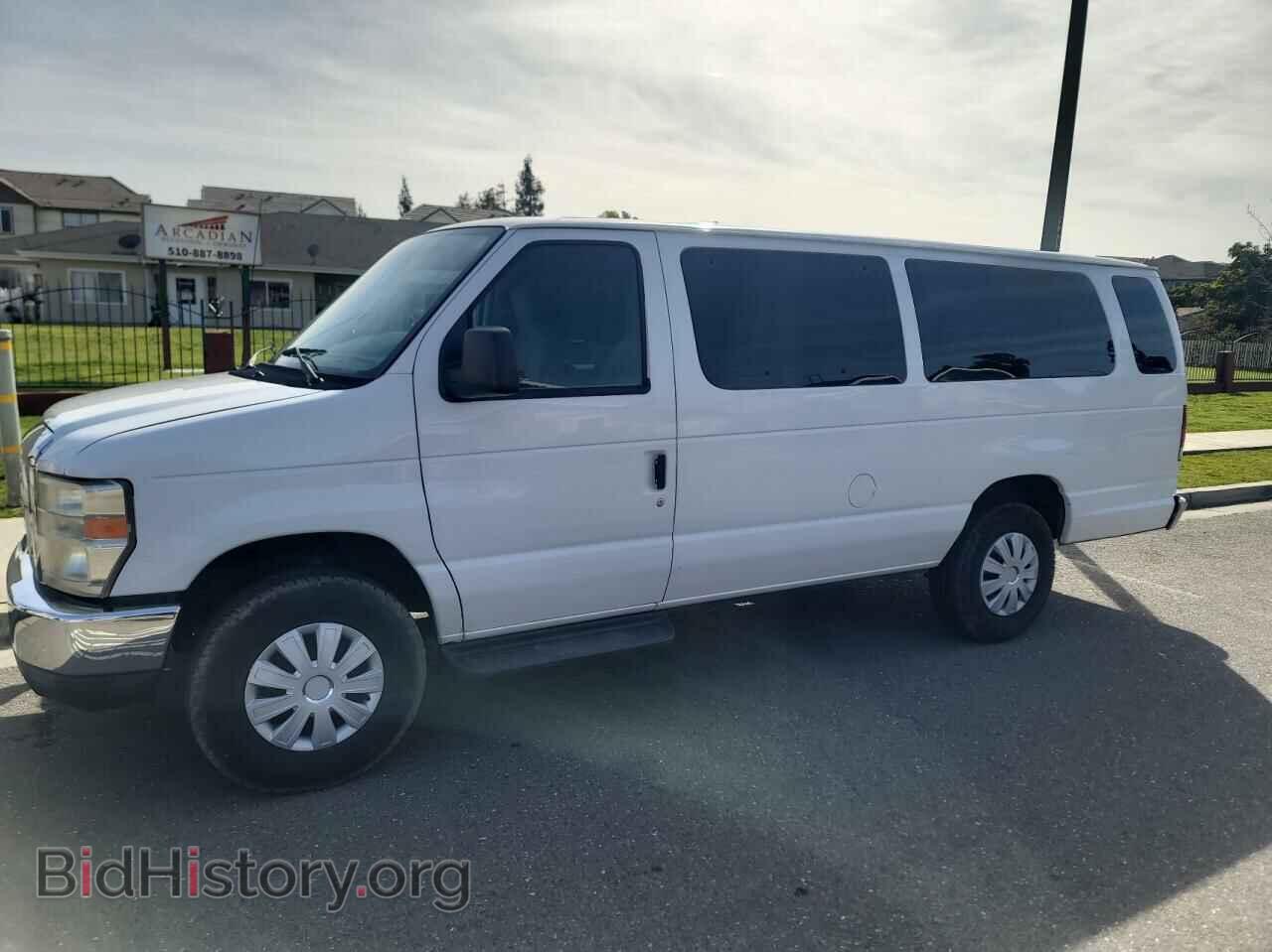 2011 FORD ECONOLINE - VIN: 1FBSS3BL3BDA69535 - Фото 2
