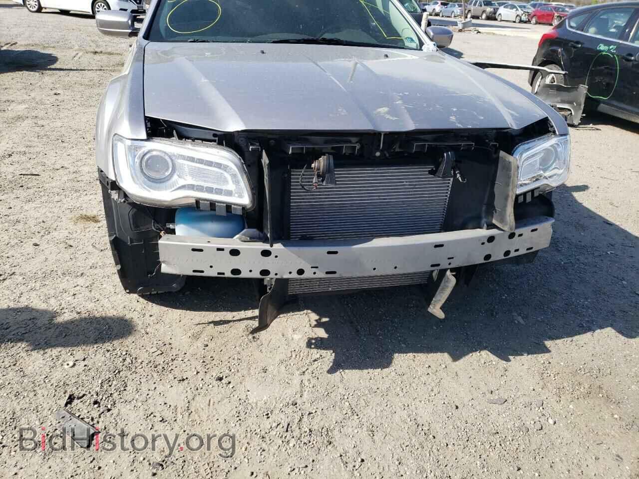 2016 CHRYSLER 300 - VIN: 2C3CCAAG5GH189485 - Фото 9