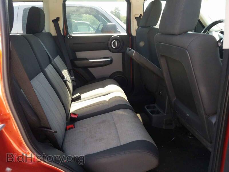 2007 Dodge NITRO (VIN 1D8GU58K37W692351) — photo 6 of 10