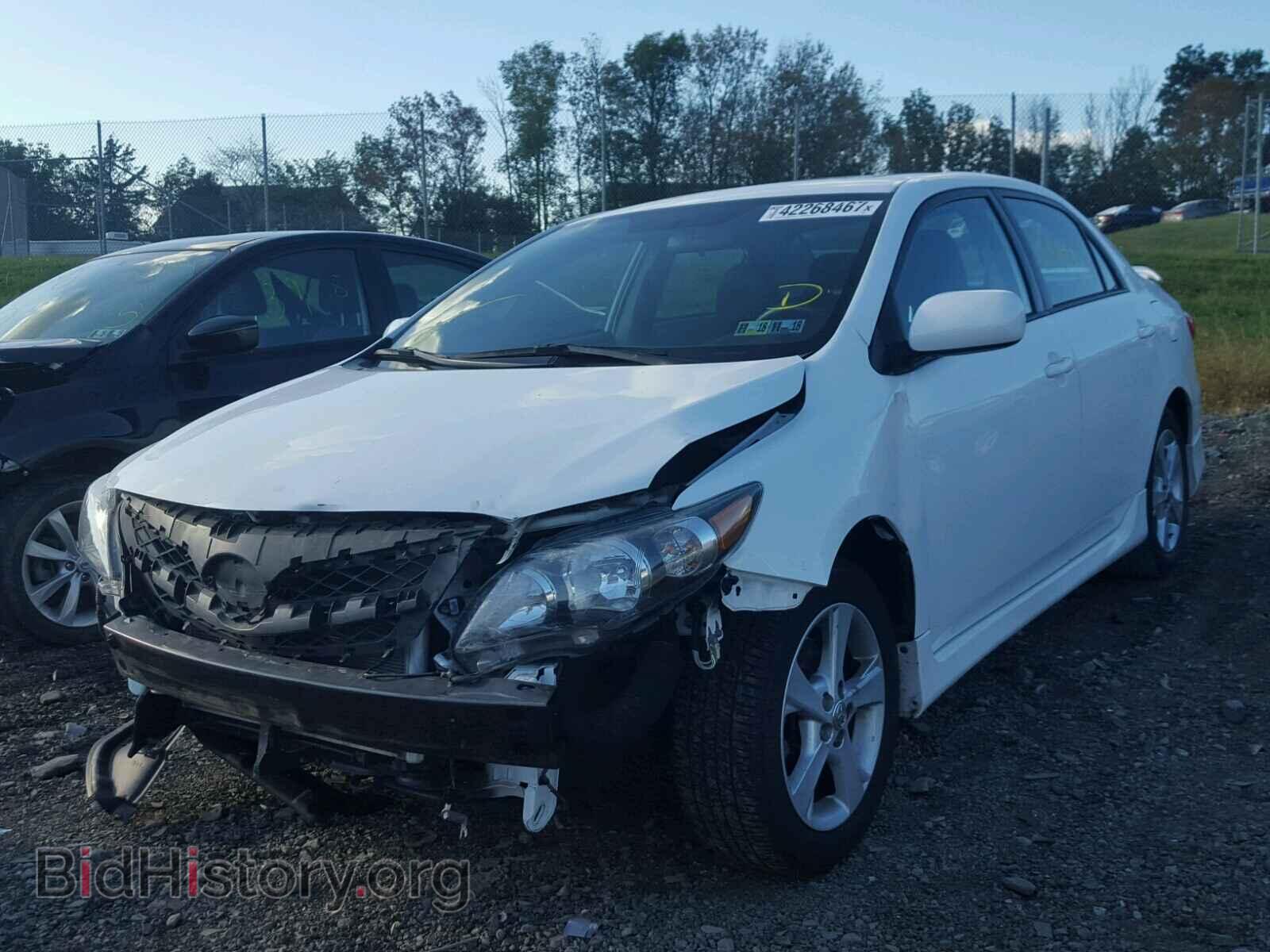 2011 TOYOTA COROLLA - VIN: 2T1BU4EE7BC712202 - Фото 2