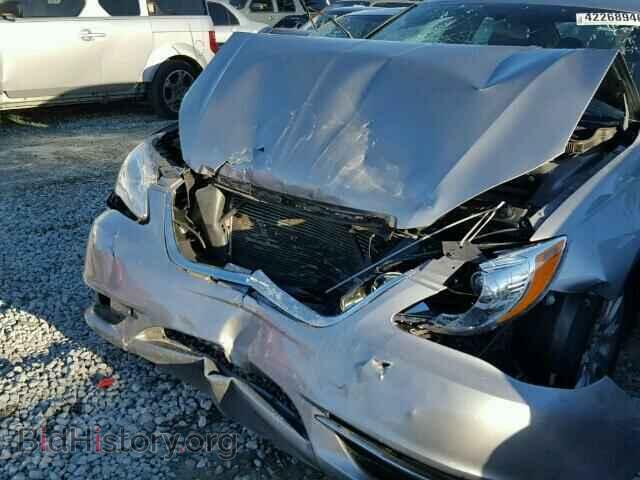 2013 CHRYSLER 200 - VIN: 1C3CCBAB3DN568580 - Фото 9