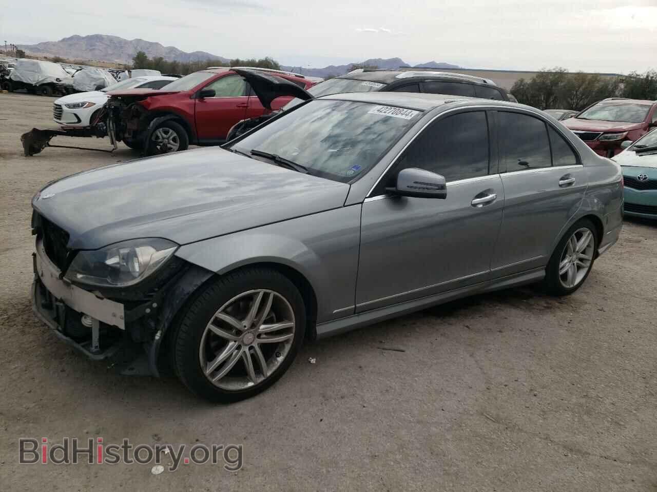 Photo WDDGF4HB2EA960731 - MERCEDES-BENZ C-CLASS 2014