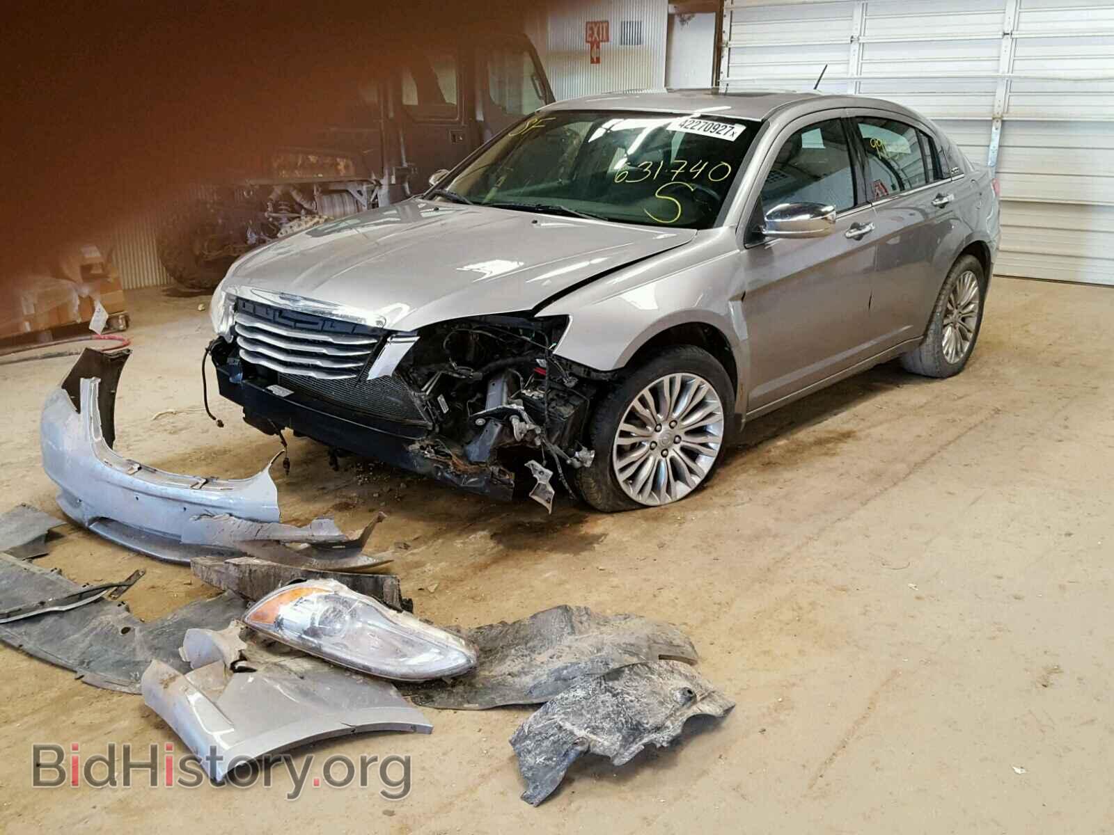 2013 CHRYSLER 200 - VIN: 1C3CCBCG7DN631740 - Photo 2