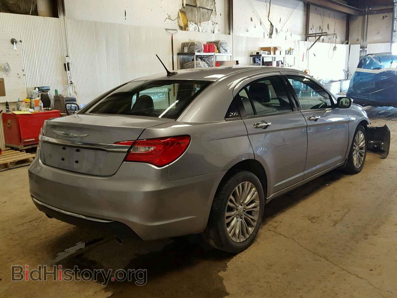 2013 CHRYSLER 200 - VIN: 1C3CCBCG7DN631740 - Photo 4