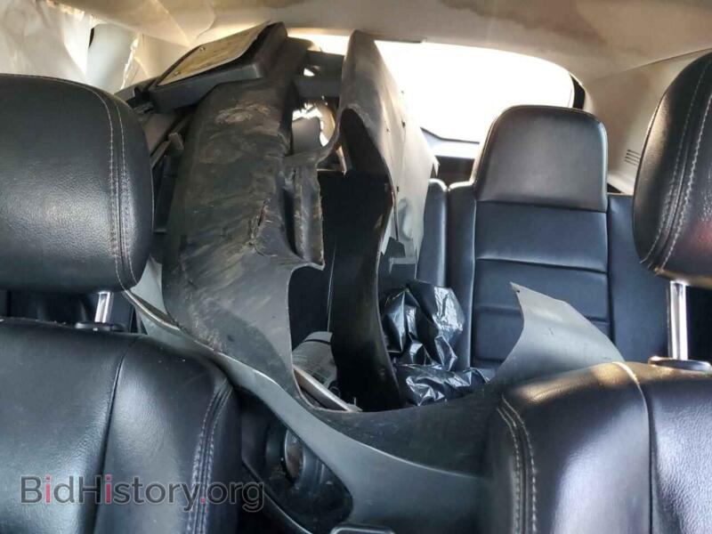 2011 Jeep COMPASS (VIN 1J4NF5FB6BD205158) — photo 10 of 14