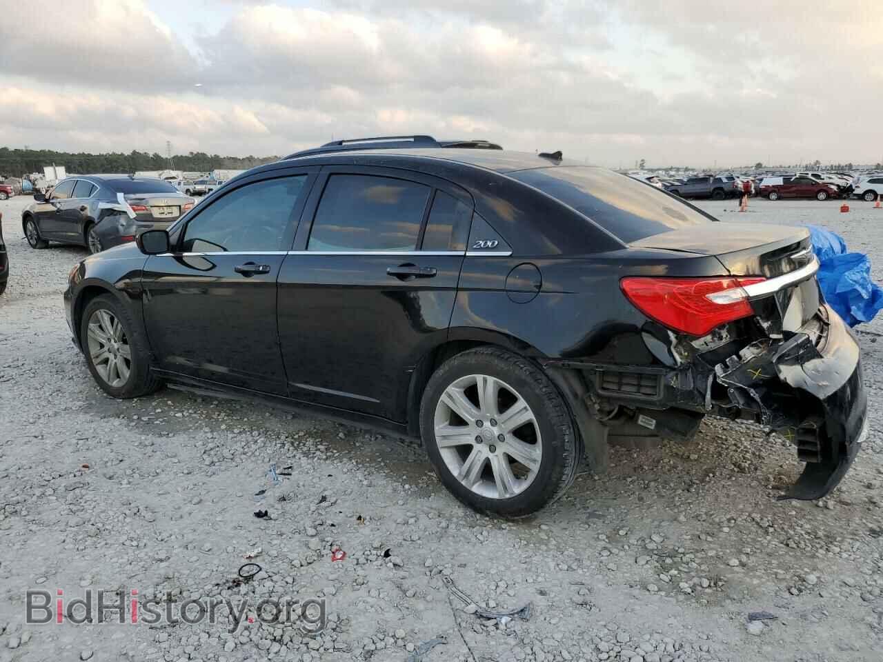 2014 CHRYSLER 200 - VIN: 1C3CCBBBXEN101995 - Фото 2