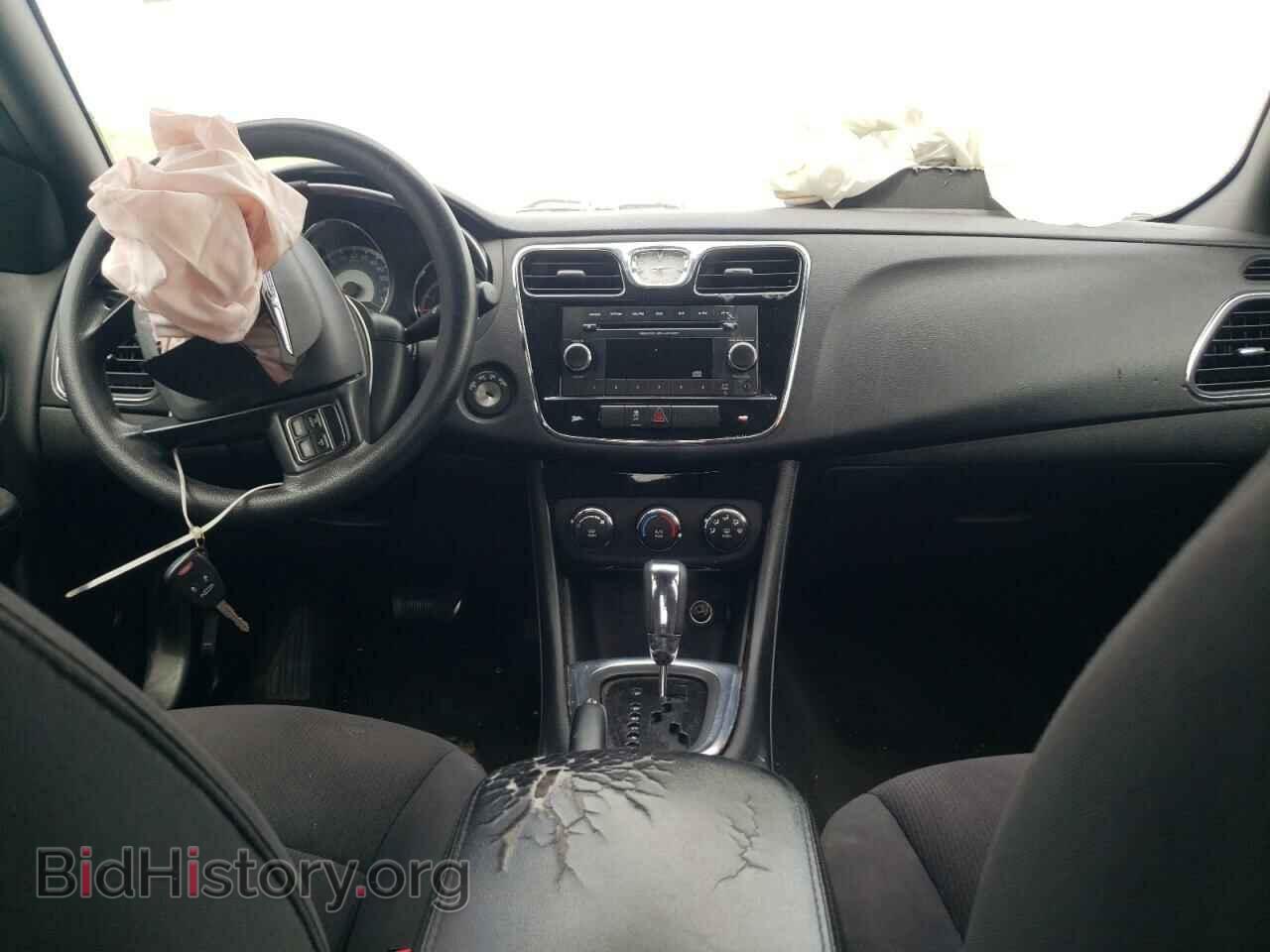 2014 CHRYSLER 200 - VIN: 1C3CCBAB9EN124105 - Фото 9