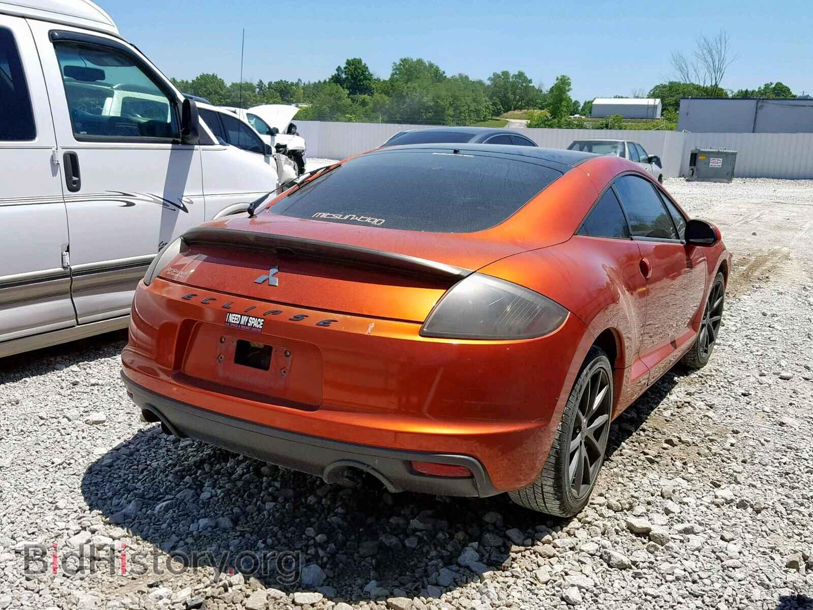 2011 MITSUBISHI ECLIPSE - VIN: 4A31K5DF9BE003363 - Photo 4