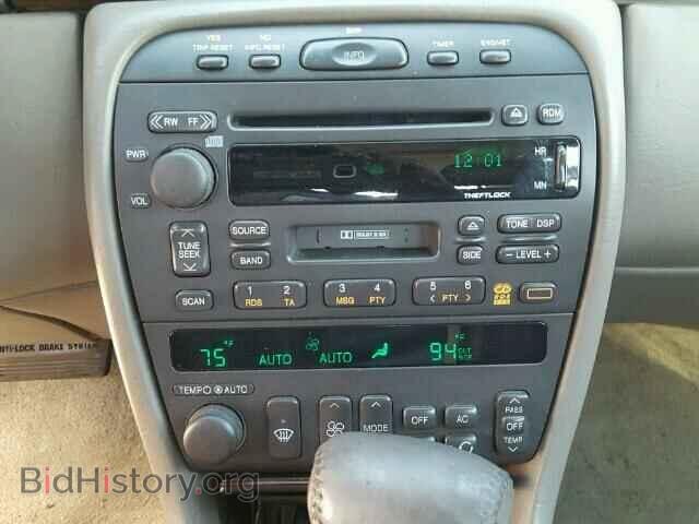 1999 CADILLAC DEVILLE - VIN: 1G6KF5491XU768363 - Photo 9