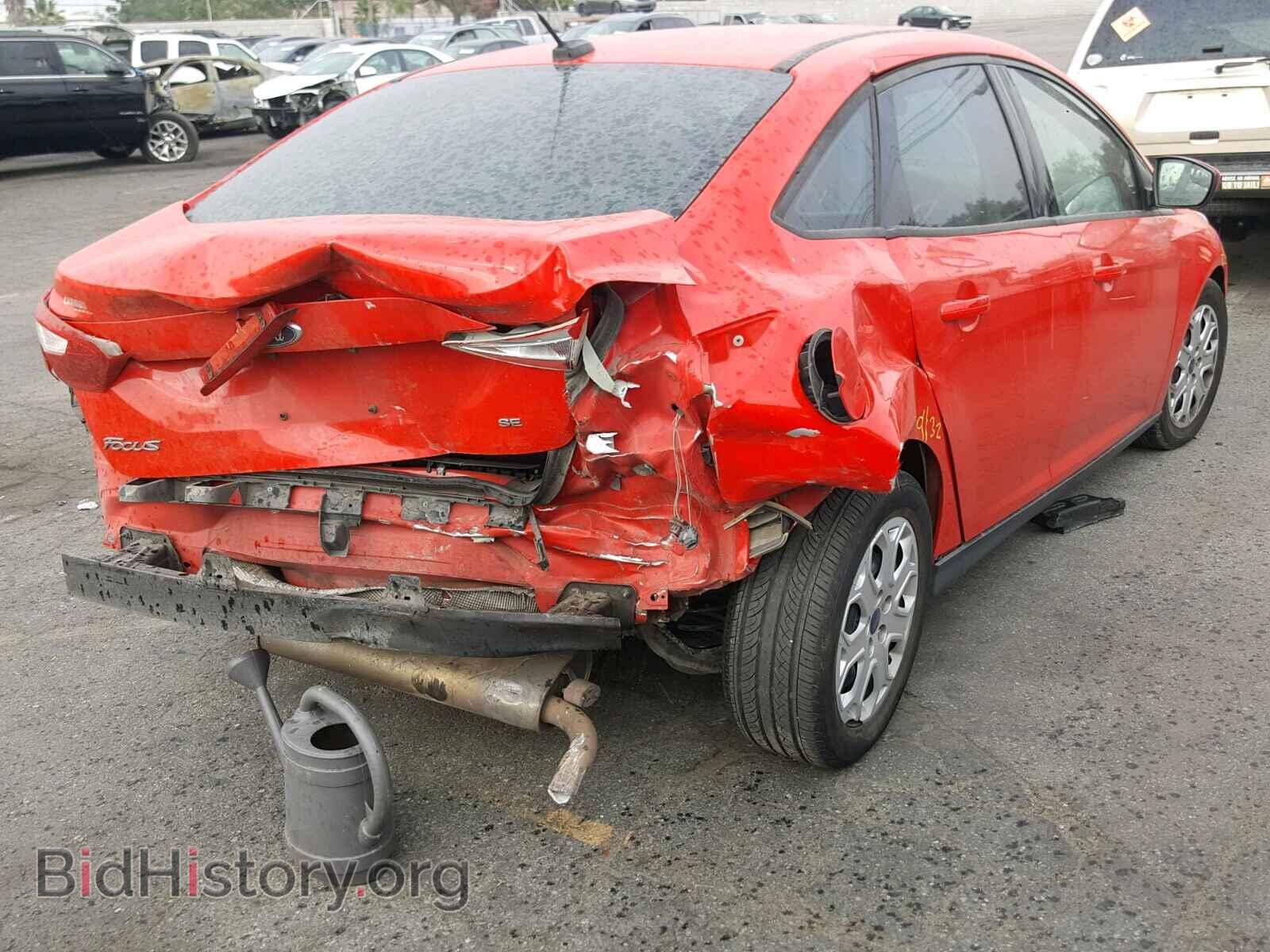 2012 Ford FOCUS (VIN 1FAHP3F20CL343716) — photo 4 of 10