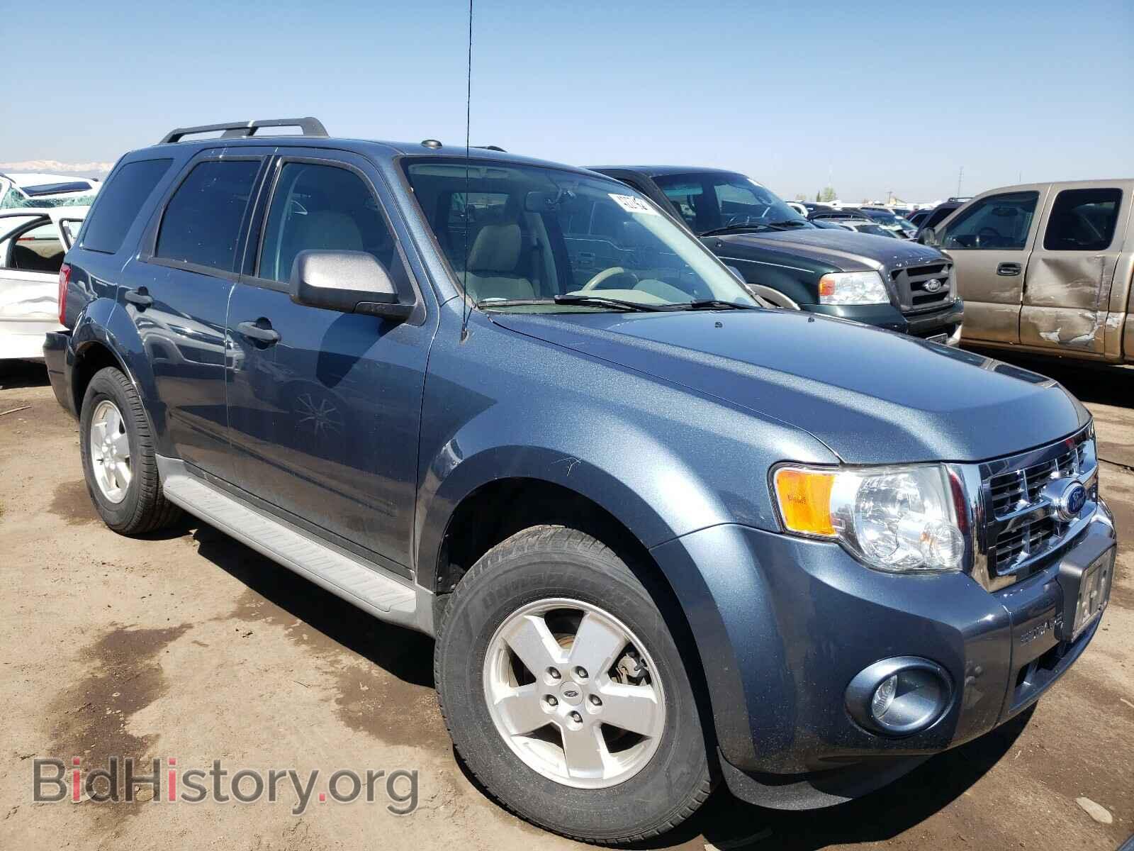 Фотография 1FMCU0D75BKA38416 - FORD ESCAPE 2011