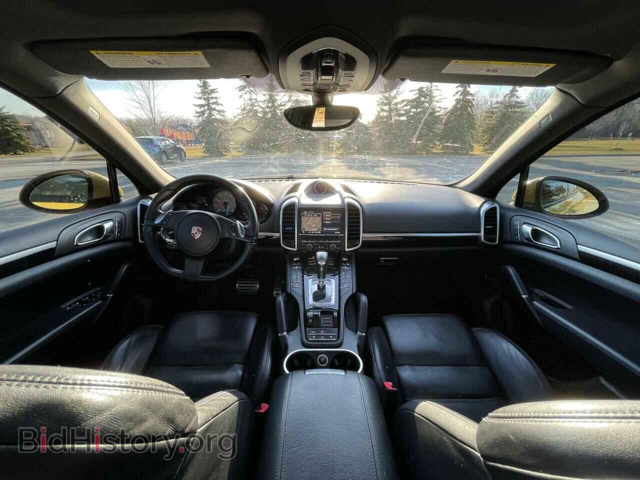 2011 PORSCHE CAYENNE - VIN: WP1AB2A22BLA52398 - Фото 9
