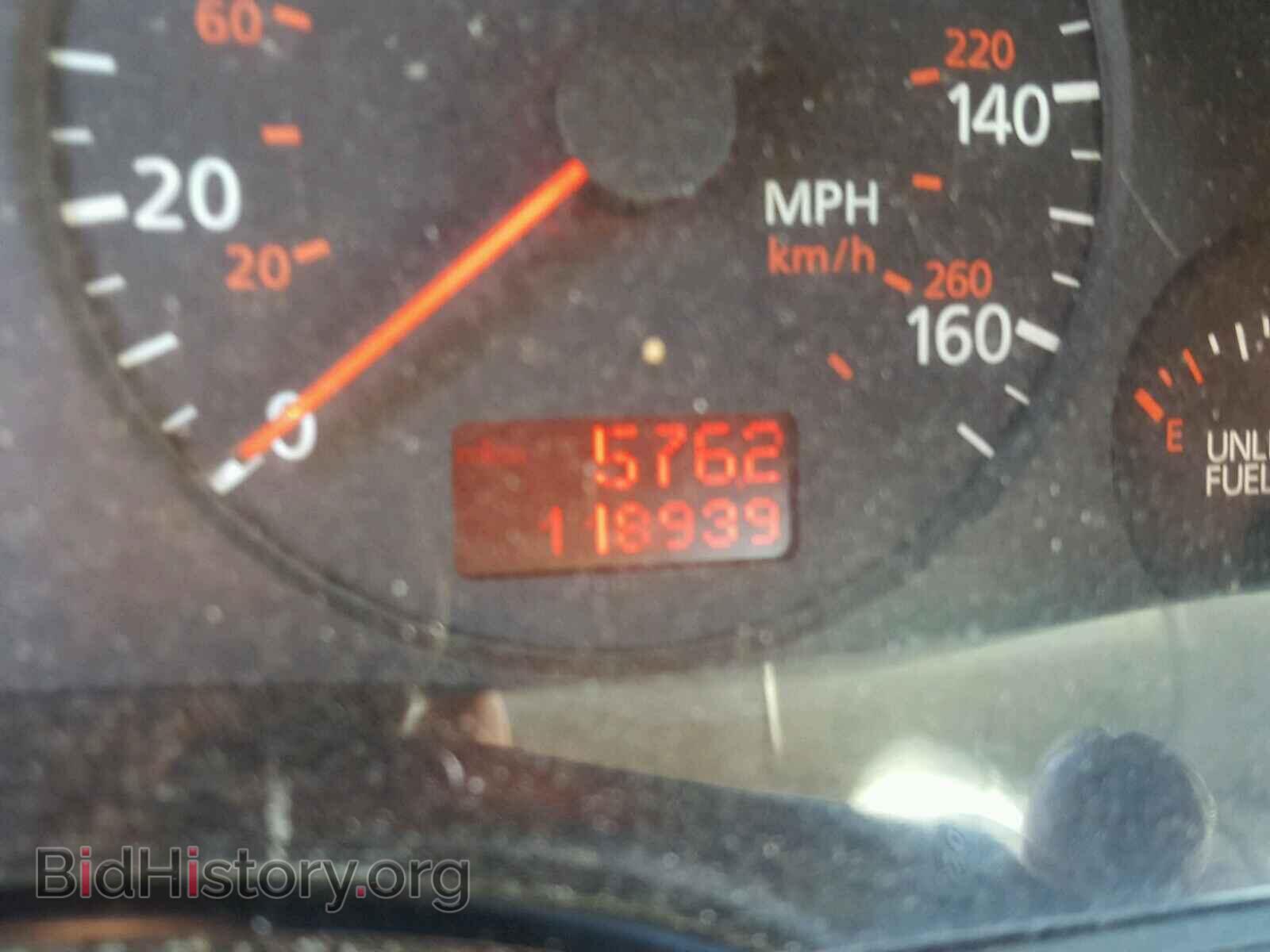 2000 AUDI A8 - VIN: WAUFL54D7YN002500 - Фото 8