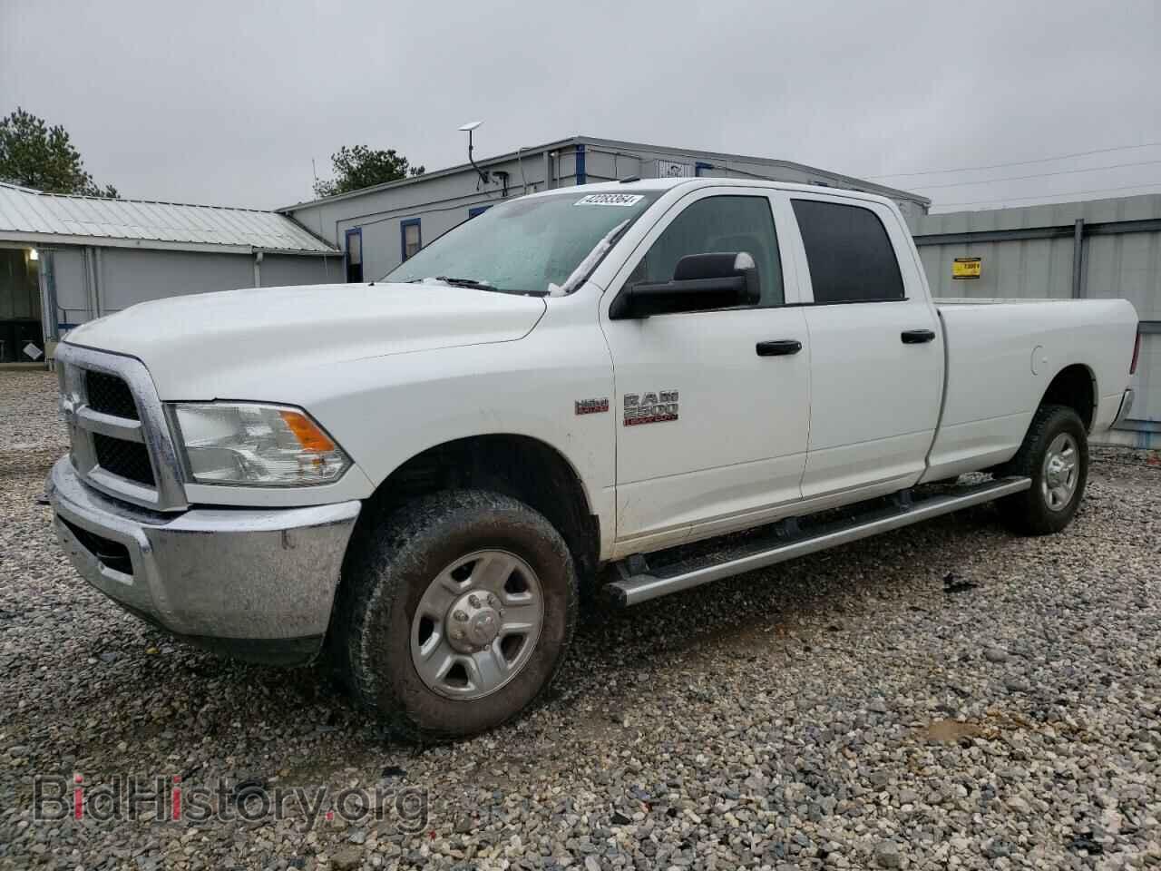 Photo 3C6UR5HJ2HG657849 - RAM All Models 2017
