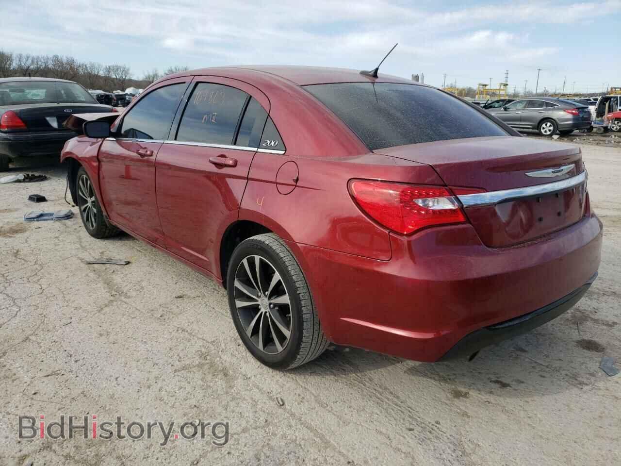 2012 CHRYSLER 200 - VIN: 1C3CCBHG0CN178441 - Фото 3
