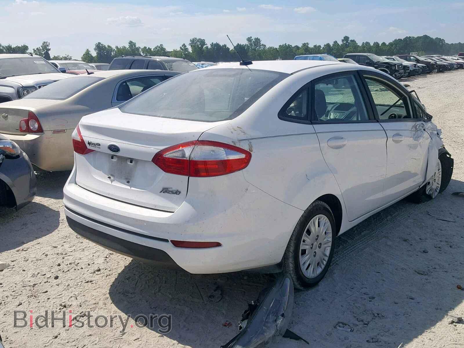 2017 FORD FIESTA - VIN: 3FADP4AJXHM109723 - Фото 4