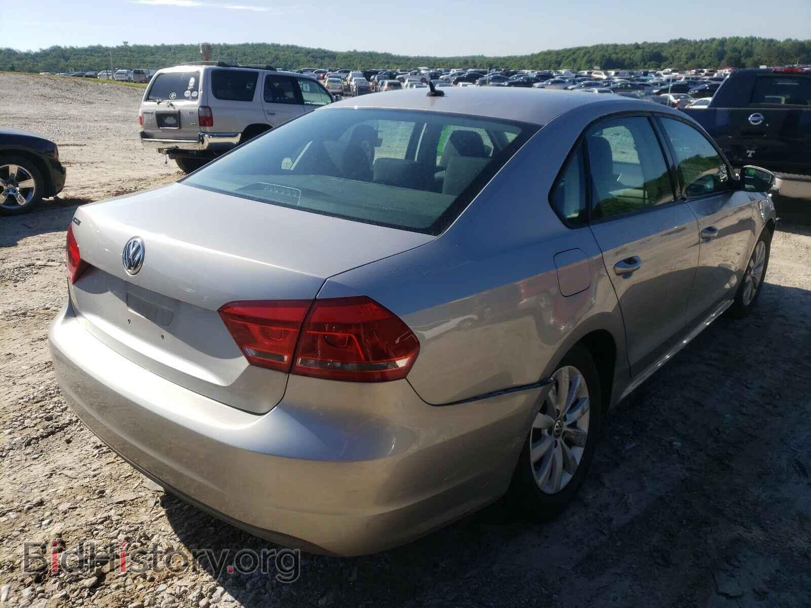 2013 VOLKSWAGEN PASSAT - VIN: 1VWAH7A3XDC044233 - Фото 4