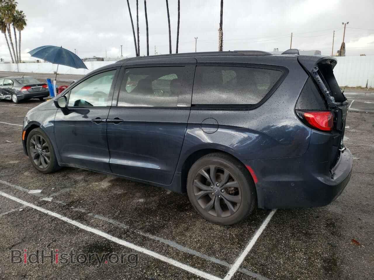 2019 CHRYSLER PACIFICA - VIN: 2C4RC1EGXKR633477 - Фото 2