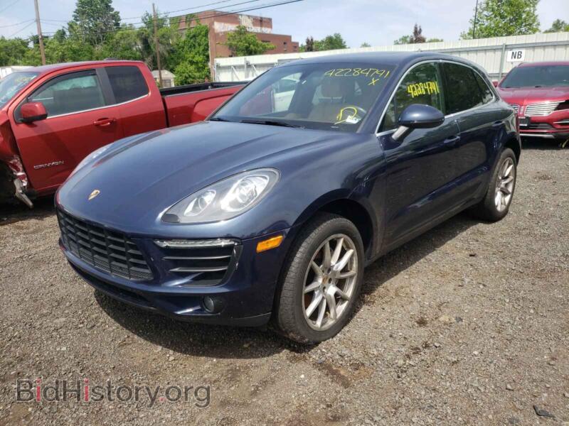 2016 Porsche MACAN (VIN WP1AB2A51GLB58472) — photo 2 of 10