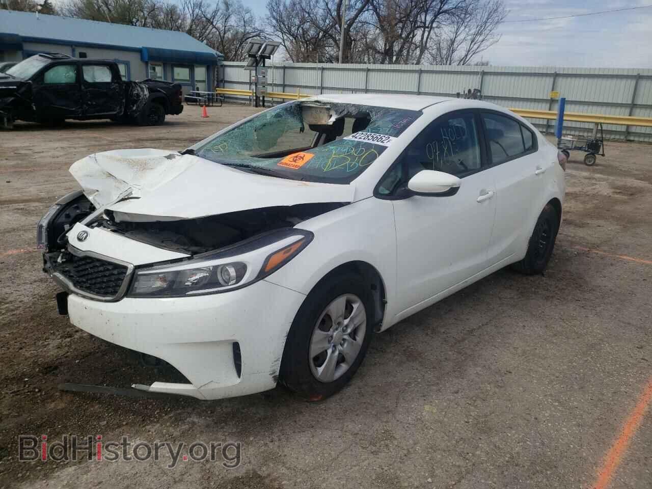 2017 KIA FORTE - VIN: 3KPFK4A75HE033411 - Фото 2