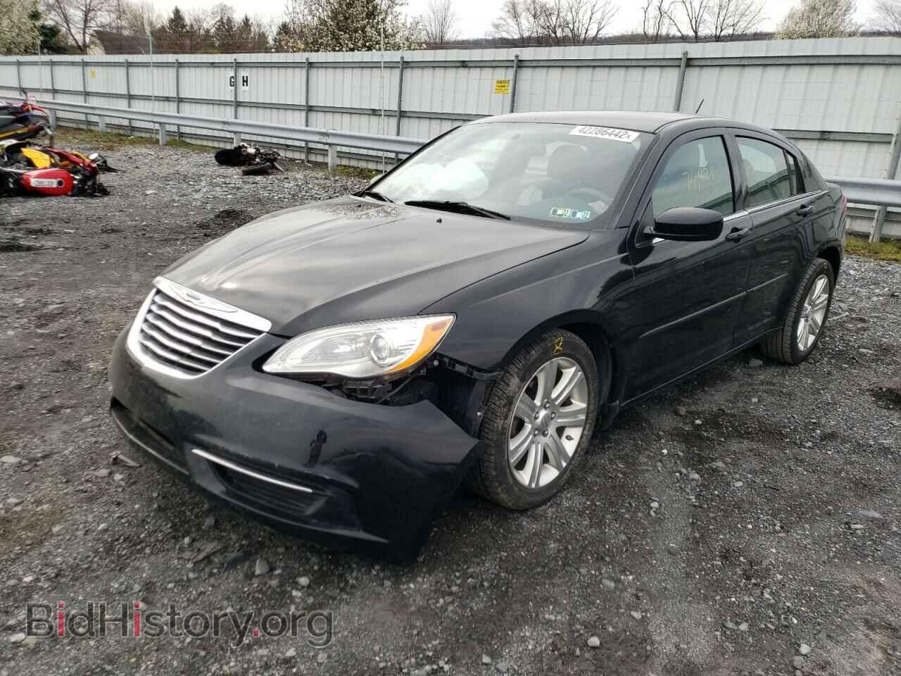 2012 CHRYSLER 200 - VIN: 1C3CCBAG1CN228371 - Photo 2
